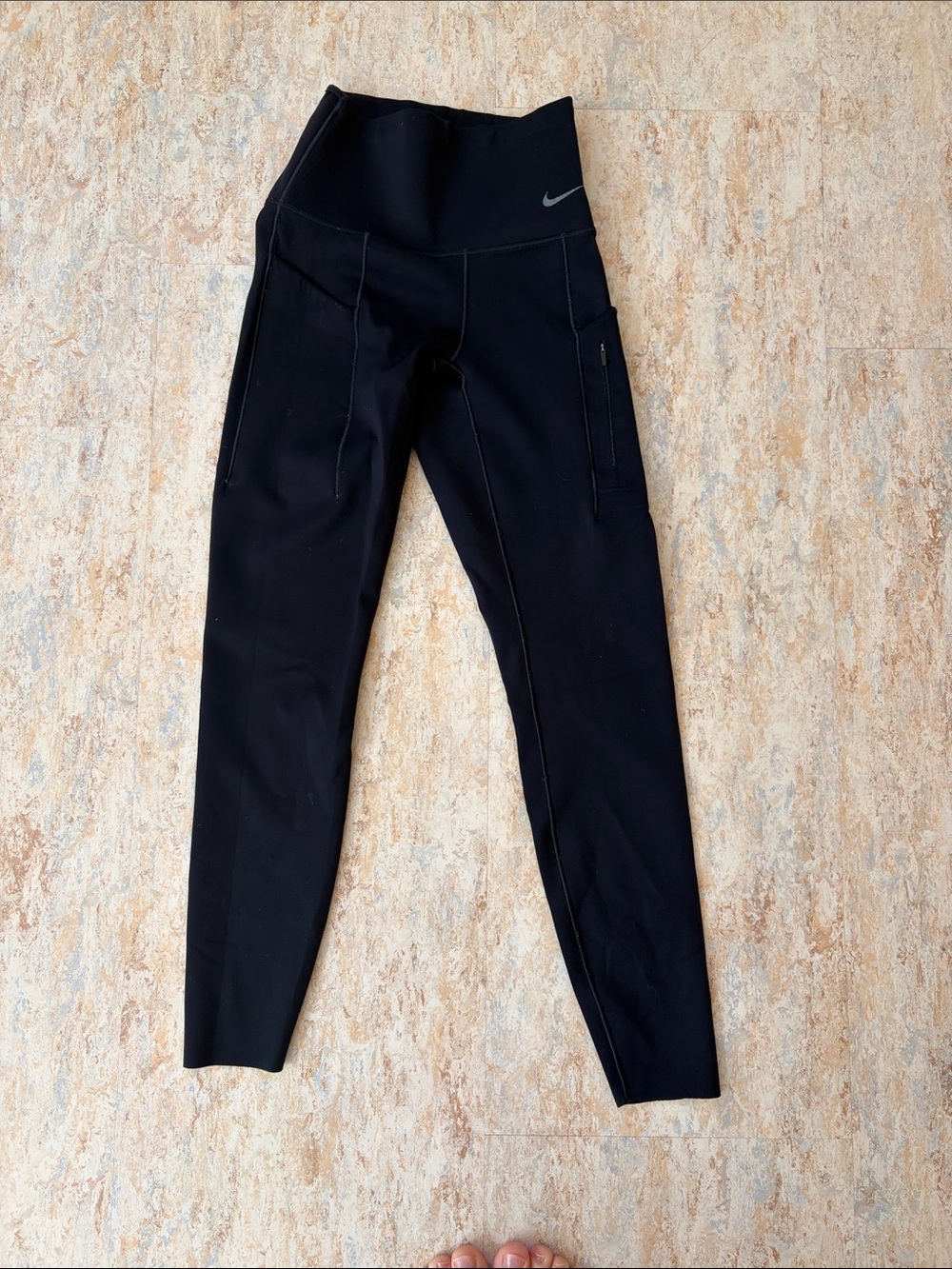 Nike Go Black High-Rise Training Leggings with Side Pockets